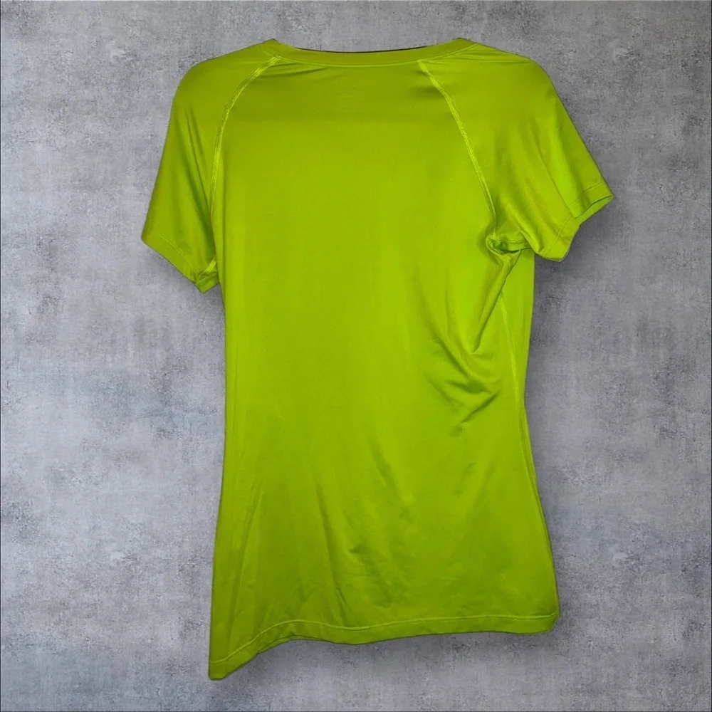 Nike Pro Green Short‎ Sleeve Tee